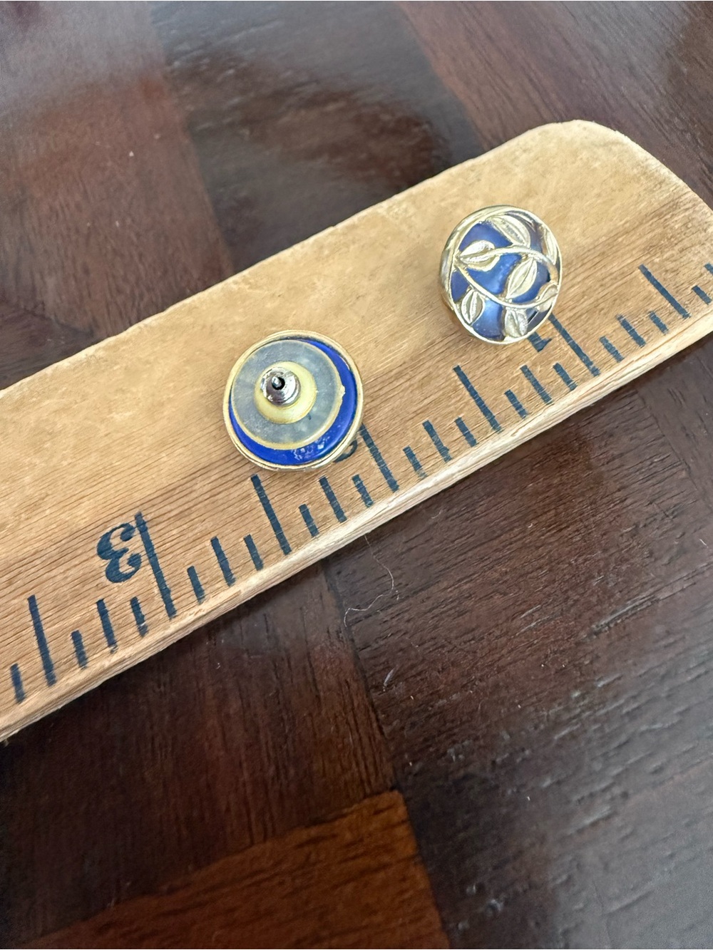 Vintage Pierced earrings - Picture 2 of 2